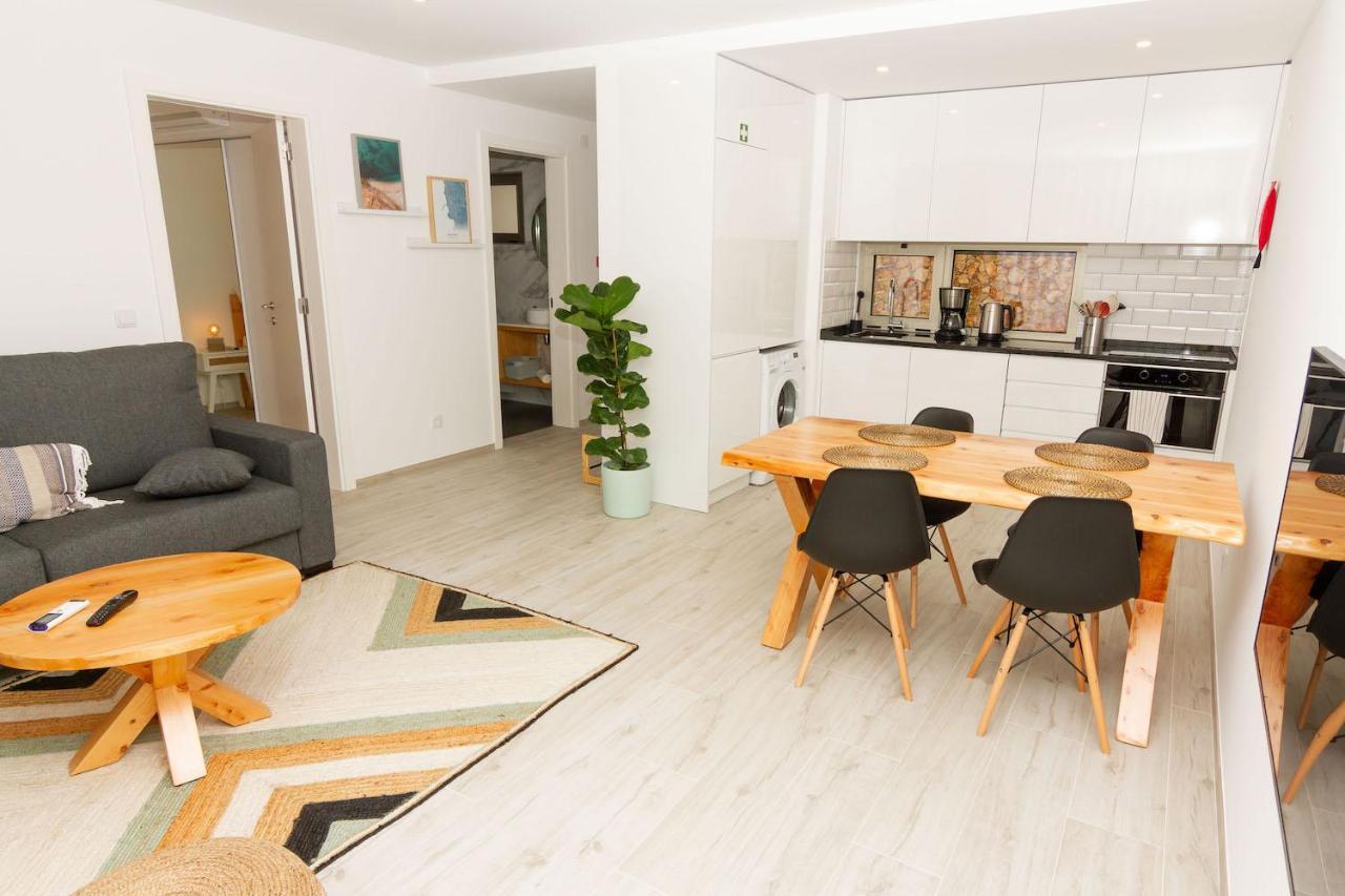 Ericeira Surf Apartments Bagian luar foto